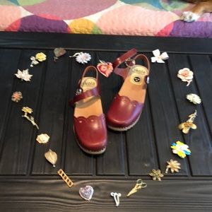 Brand NEW Skola Clogs!